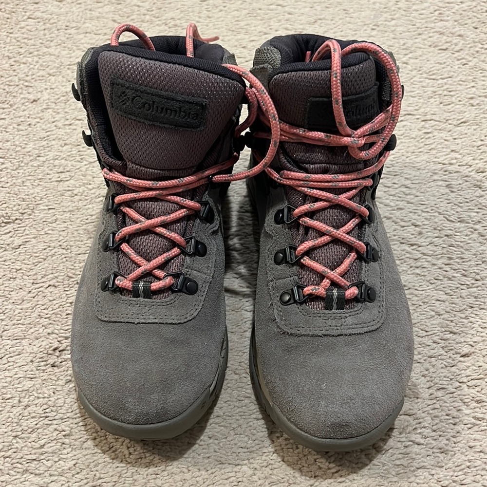 Columbia hiking boots. Worn once.